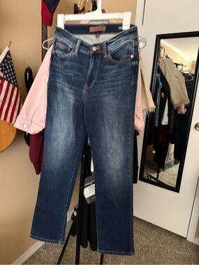 Judy Blue Ombre Dark Blue Straight Leg Jeans